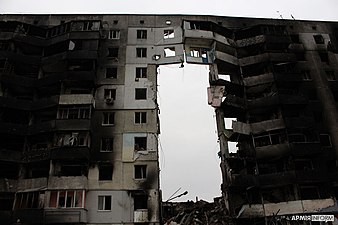 Дом после бомбардировки во время вторжения России на Украину (2022)
