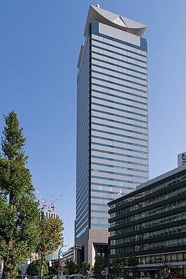 Небоскрёб JT Building[jp], штаб-квартира компании в Минато, Токио.