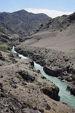 Каньон реки Чилик. Май 2013 года