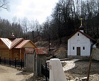 Святой источник под Воскресенской горой с часовней Боголюбской Богоматери и купальней