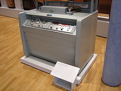 Видеомагнитофон модели 1000-B (1961)