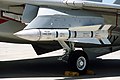 AIM-54 - крылатая ракета с крестообразным крылом и хвостовым оперением.