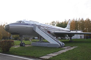 Ту-104А