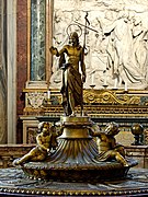 Баптистерий. Статуя Иоанна Крестителя работы Л. Валадье (1825). На дальнем плане рельеф «Ассунта» (Вознесение Мадонны) работы Пьетро Бернини. 1606