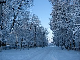 Одна из улиц города зимой