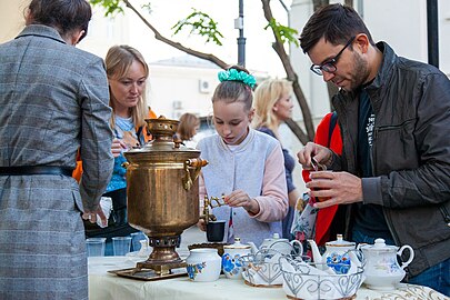 Ночь музеев 2019. Чаепитие во дворе музея.