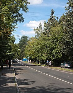 Начало улицы. Вид от улицы Максимова на северо-запад.