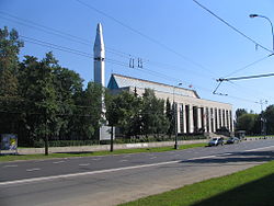 Улица Советской Армии и музей Вооружённых Сил
