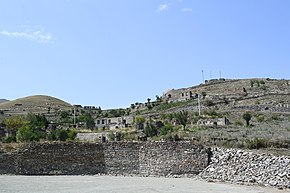 Руины города