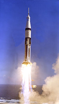 Запуск Аполлон-7 ракетой Сатурн-1Б в 1968 году с площадки LC-37.