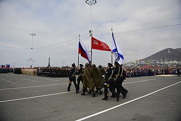 Торжественное прохождение войск на параде в День Победы 9 мая 2019 года