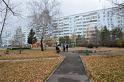 Девятиэтажный жилой дом в 7-м микрорайоне (Горки-2): просп. Победы, 56 (ноябрь 2018)