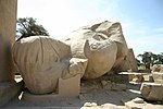 Kolossalstatue des Ramses II.