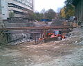 Строительство входа на станцию «Алмалы» (вид со стороны ул. Панфилова) (октябрь 2008 года)