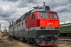 ЧС7-159 в красно-серой корпоративной окраске РЖД