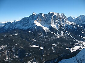 Цугшпитце — крупнейшая вершина Баварских Альп и вообще всей Германии