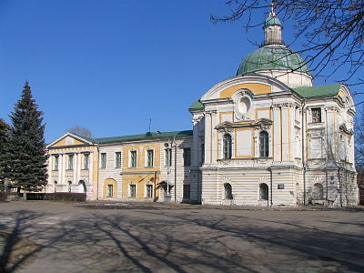 Фрагмент Тверского Путевого дворца, восточная башня, 2008