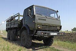 КамАЗ-4310, грузовой автомобиль с бортовой платформой[5] (просторечное — бортовой автомобиль).