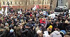 Митинг партии Яблоко у подножия памятника Грибоедову на Чистопрудном бульваре