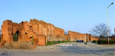 Городская средневековая стена