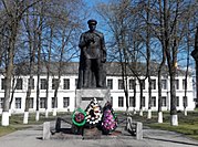 Памятник Дважды Герою Советского Союза Ази Асланову