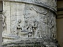 Рельеф левой колонны. Сцены из жизни Св. Карло