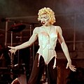 Blond Ambition World Tour, 1990