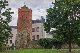 Bullenturm mit Resten der Stadtmauer am Goetheplatz