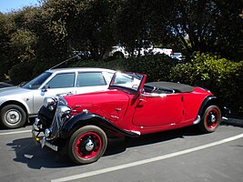 «Challenger» — марка, под которой в 1930-е «Traction Avant» импортировала в Лос-Анджелес фирма «The Challenger Motor Car Co»