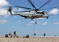 CH-53E Super Stallion. Высадка десанта без посадки.