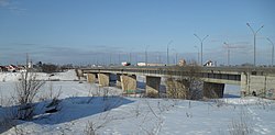 Мост Александра Невского и Петропавловская церковь