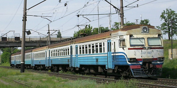 ЭД2Т-1007 в бело-голубой окраске ПАО «УЗ»