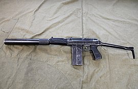 9-мм малогабаритный автомат 9А-91 с глушителем