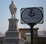 Памятник в Мантуе