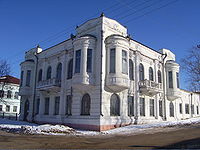 Дом братьев А. И. и В. И. Моневых, 1915 год (ул. Свободы, 90)