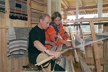 Ткацкая мастерская в ремесленной слободе