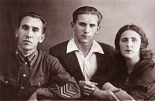 Полковник П. И. Воскресенский с семьёй, Краснодар, май 1941 года.