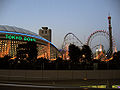 The Tokyo Dome и парк развлечений Tokyo Dome City Attractions. (2003).