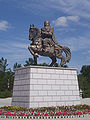 Статуя Чингисхана в мавзолее Чингисхана