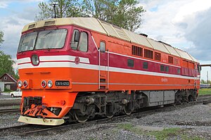 ТЭП70-0293 ТЭП70БС-107, эксплуатируемый БЧ, с пассажирским поездом на станции Минск-Пассажирский