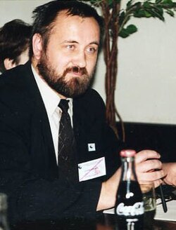 Валерий Буяк на пресс-конференции «Мистер Силач Сэкай» в 1996 году