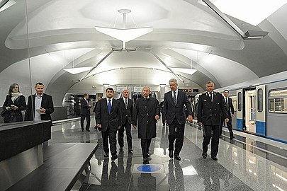 Владимир Путин, Сергей Собянин, представители Правительства Москвы и руководство метрополитена на открытии станции. 30 августа 2012 года.