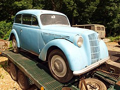 Opel Kadett со старым оформлением радиаторной решётки (1936-1937 г.г.)