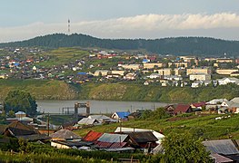 Створ и насыпь плотины городского пруда на реке Нязя в г.Нязепетровске