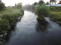 Река Уфалейка на территории города Верхнего Уфалея, ниже Верхнеуфалейского пруда
