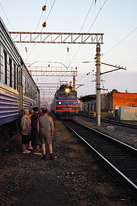 Cтоянка поезда Архангельск - Москва на станции Обозерская