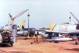 Замена двигателя на F-86E в 1952 году