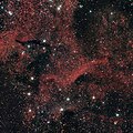 Барнард 147, тёмная туманность в созвездии Лебедя.