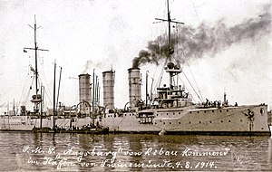 Лёгкий крейсер «Аугсбург» на якоре 4 августа 1914 года.