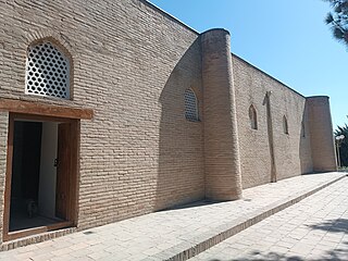 Дополнительный вход в мечеть